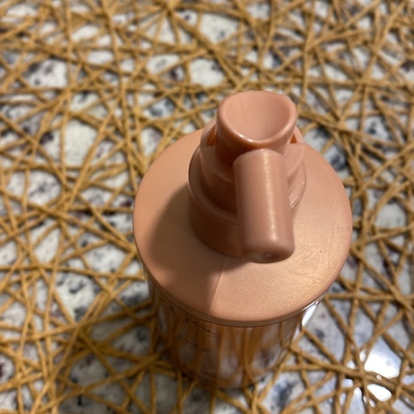 New NEXXUS Epic shine anti humidity spray - Picture 4 of 4